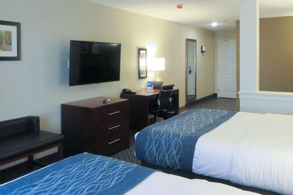 Comfort Inn & Suites Logan Near University Exteriér fotografie