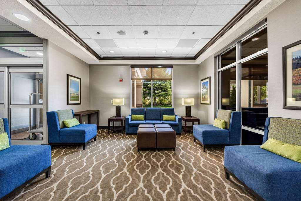 Comfort Inn & Suites Logan Near University Interiér fotografie