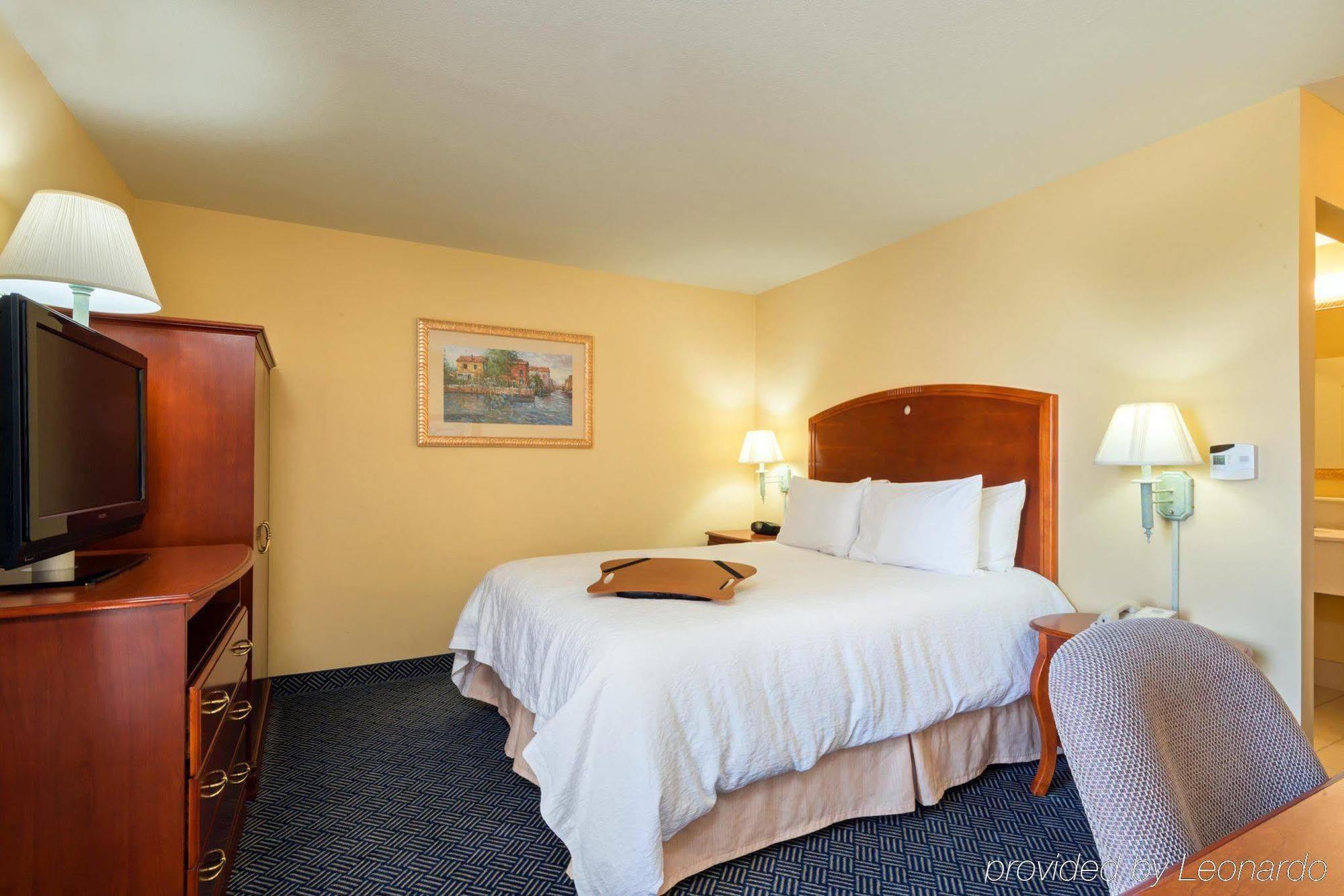 Comfort Inn & Suites Logan Near University Exteriér fotografie